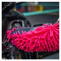 Muc-Off 2-in-1 Microfibre Washing Glove -HJC || Dainese || Richa Verkoopwinkel muc off 2 in 1 microfibre washing glove 3