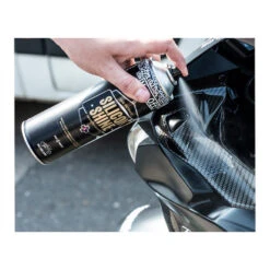 Muc-Off Silicone Shine -HJC || Dainese || Richa Verkoopwinkel muc off silicone shine 2