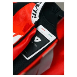 Rev'it Samples One Piece Scorpio 10 Rev'it Samples One Piece Scorpio -HJC || Dainese || Richa Verkoopwinkel revit samples one piece scorpio 4