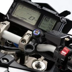 Ultimate Addons Dual USB Hardwire Charger -HJC || Dainese || Richa Verkoopwinkel ultimate addons dual usb hardwire charger 2